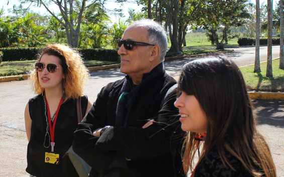 Kiarostami: o mundo perde um criador imprescindível e a escola um professor querido que deixará saudades.